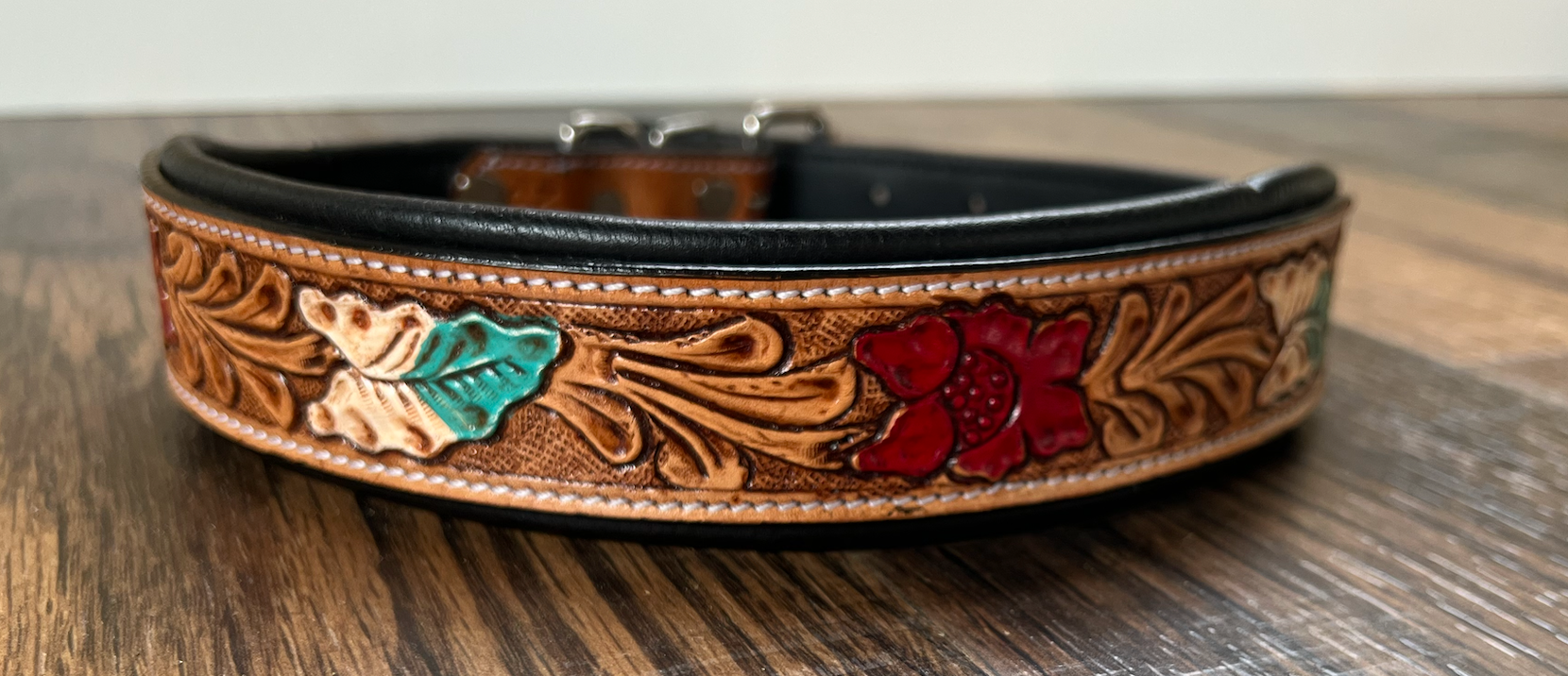 Floral Hand Tooled and Buckstitched Leather Dog Collar With -    Leather dog collar custom, Leather dog collars, Western leather dog collar